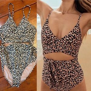 American eagle aerie ae medium leopard swimsuit